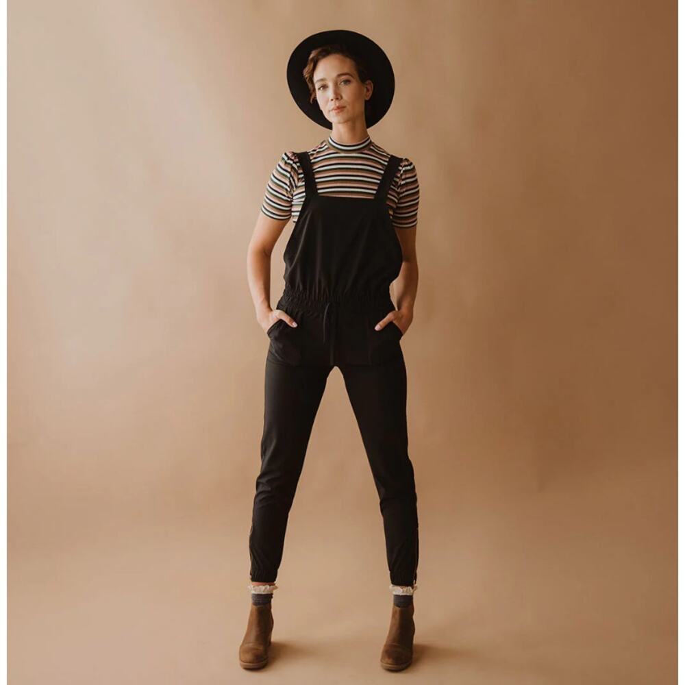 Albion Fit Black Classic Overall Jumpsuit Sleeveless XXS Zipper Ankles $118 MSRP